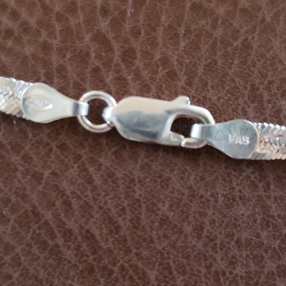 .925 sterling silver twisted herringbone chain - Picture 3 of 3